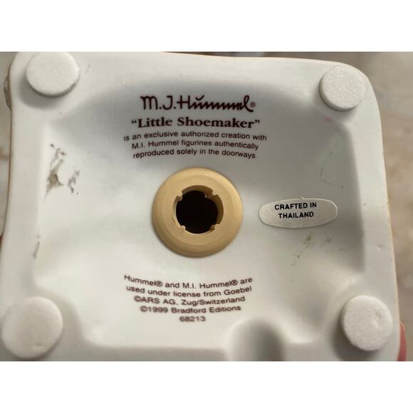 VTG M.I. Hummel Bavarian Village Christmas Ornaments Set of 3 "Little Shoemaker" - Picture 5 of 8